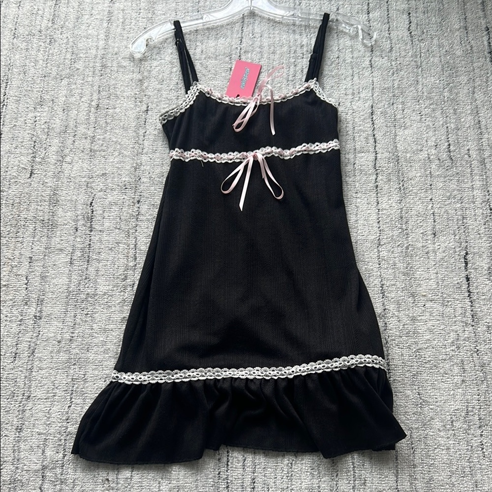 Black and Pink Lace Trim Dress